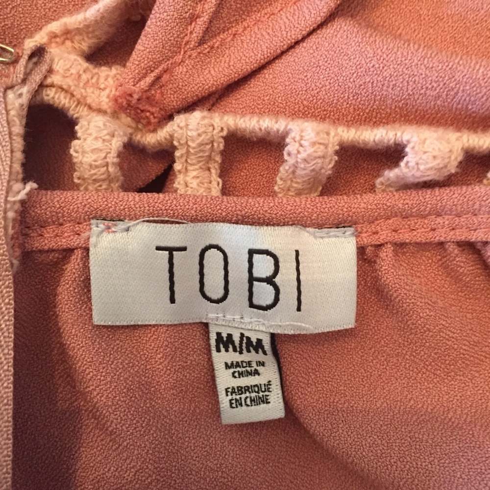 Tobi M/M romper light pink back cut outs maybe - Picture 3 of 4